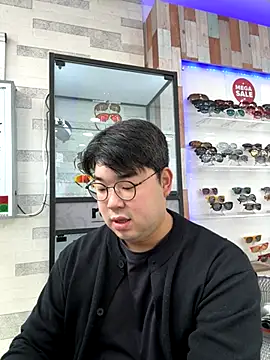 Snapshot of gayfucuxuc chatting on November 29, 2025, 2:36 am gayfucuxuc online show from November 29, 2025, 2:36 am