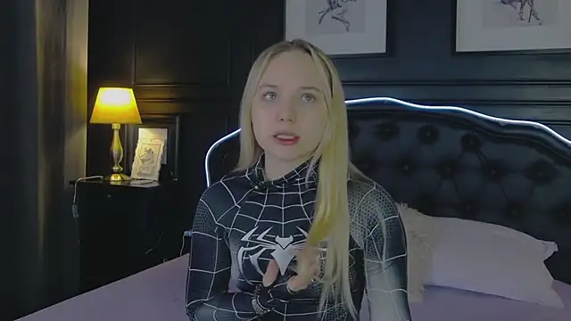 Sky Cutie online show from March 28, 2026, 4:12 am