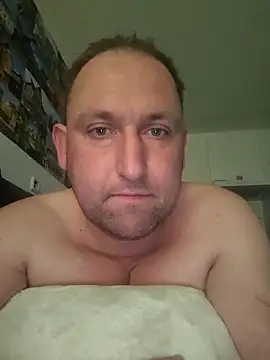 GenuineDedication42 online show from March 4, 2026, 11:16 am