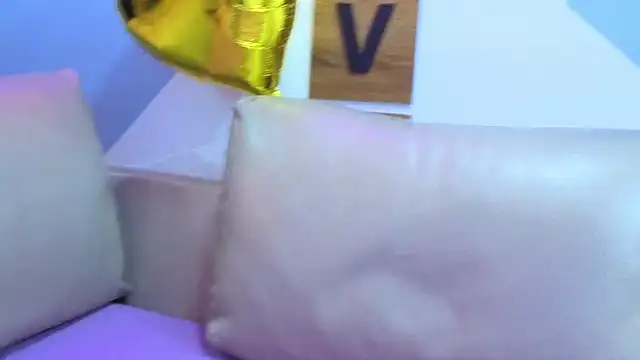 Victoria Fallon online show from November 12, 2025, 9:36 pm