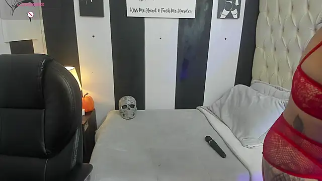 Melisa ss online show from October 29, 2025, 1:02 pm