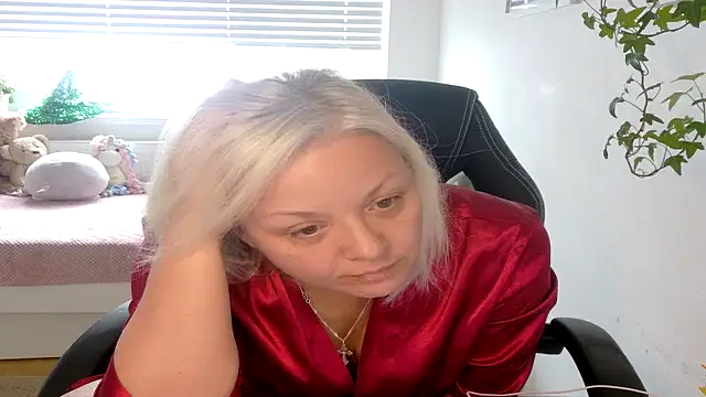 Linsy Kim online show from February 11, 2026, 11:04 am