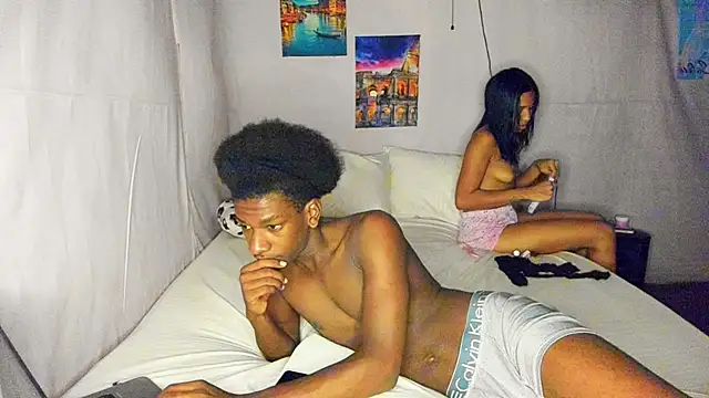 SpicyLolaX NightDrip online show from September 23, 2025, 4:37 am