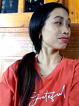 misa 00 online show from September 24, 2025, 2:04 am