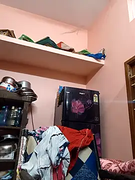 bakyasree143 online show from April 12, 2026, 10:04 pm