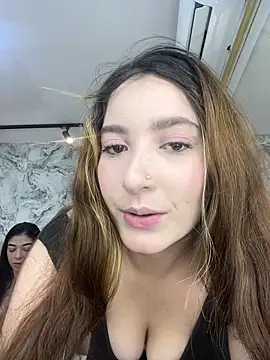 MellanyStorm online show from November 12, 2025, 1:22 pm