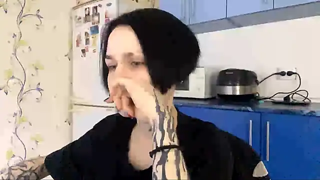 Snapshot of CandaceBlaze chatting on September 30, 2025, 8:25 pm CandaceBlaze online show from September 30, 2025, 8:25 pm