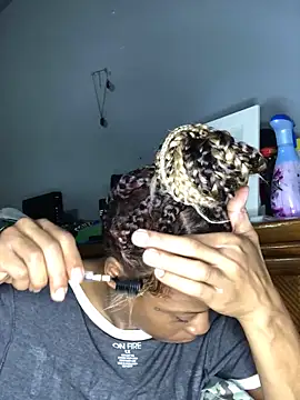 Tishrella6 online show from January 15, 2026, 3:11 am