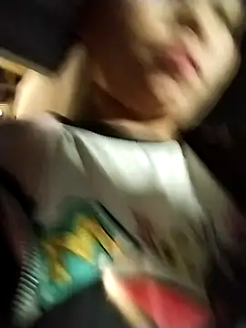 venu00 online show from January 19, 2026, 3:32 am