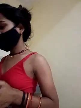 Radhika Lovely online show from May 31, 2026, 10:00 pm