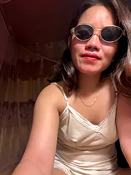 Han Han20 online show from September 17, 2025, 2:24 am