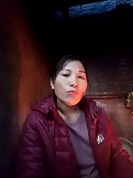 YAYAA-502 online show from November 29, 2025, 1:30 am