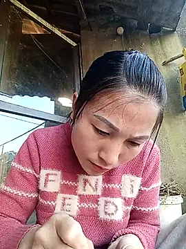 YAYAA-502 online show from December 19, 2025, 2:18 am