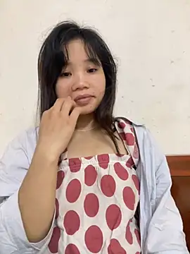 Ngoc-bbi online show from October 16, 2025, 10:38 am