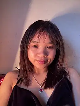 Snapshot of Ngoc-bbi chatting on February 1, 2026, 1:26 am Ngoc-bbi online show from February 1, 2026, 1:26 am
