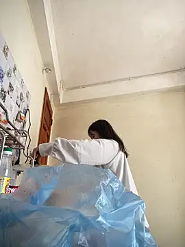 Snapshot of Ngoc-bbi chatting on March 1, 2026, 5:53 am Ngoc-bbi online show from March 1, 2026, 5:53 am