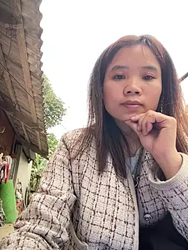 Snapshot of Ngoc-bbi chatting on March 4, 2026, 1:33 am Ngoc-bbi online show from March 4, 2026, 1:33 am