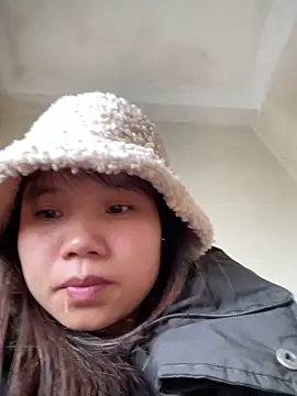 Snapshot of Ngoc-bbi chatting on March 11, 2026, 2:28 am Ngoc-bbi online show from March 11, 2026, 2:28 am