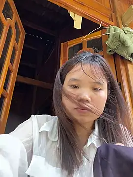 Snapshot of Ngoc-bbi chatting on March 30, 2026, 4:35 am Ngoc-bbi online show from March 30, 2026, 4:35 am