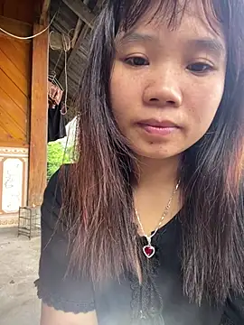 Snapshot of Ngoc-bbi chatting on April 20, 2026, 12:35 am Ngoc-bbi online show from April 20, 2026, 12:35 am