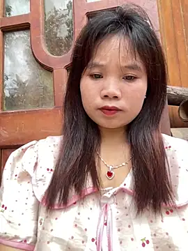 Snapshot of Ngoc-bbi chatting on June 25, 2026, 7:46 am Ngoc-bbi online show from June 25, 2026, 7:46 am