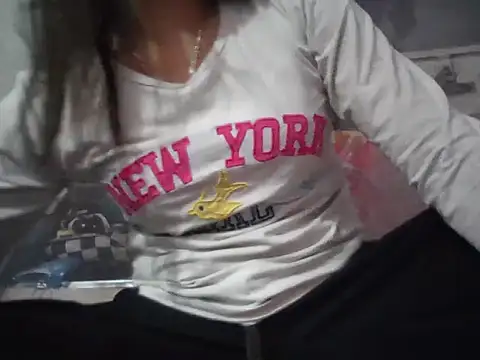Snapshot of Ngoc-bbi chatting on June 30, 2026, 4:08 pm Ngoc-bbi online show from June 30, 2026, 4:08 pm