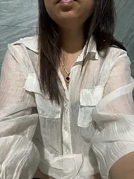 Snapshot of Ngoc-bbi chatting on July 29, 2026, 1:48 am Ngoc-bbi online show from July 29, 2026, 1:48 am