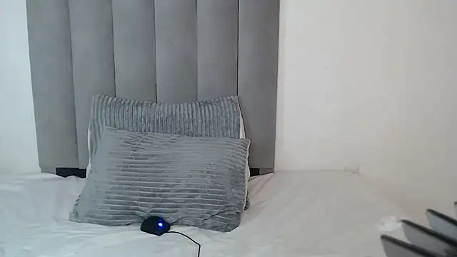 Snapshot of Sexy_melanin17 chatting on October 28, 2025, 7:27 pm Sexy melanin17 online show from October 28, 2025, 7:27 pm