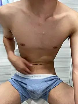 Snapshot of chinsemechan chatting on September 22, 2025, 5:37 pm chinsemechan online show from September 22, 2025, 5:37 pm