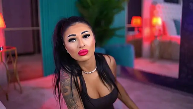 Snapshot of ArabellaPosh chatting on October 17, 2025, 5:10 am ArabellaPosh online show from October 17, 2025, 5:10 am