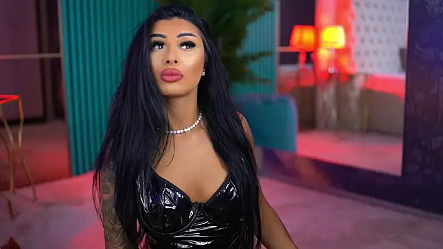 Snapshot of ArabellaPosh chatting on October 24, 2025, 5:04 am ArabellaPosh online show from October 24, 2025, 5:04 am