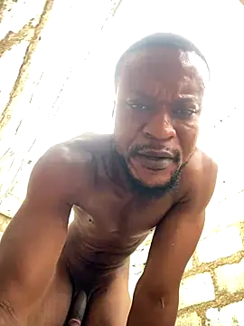 Snapshot of Makemecum634941 chatting on October 4, 2025, 8:01 am Makemecum634941 online show from October 4, 2025, 8:01 am