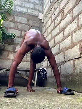 Snapshot of Makemecum634941 chatting on October 10, 2025, 8:35 am Makemecum634941 online show from October 10, 2025, 8:35 am