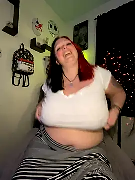 Snapshot of voorheesgirl chatting on October 9, 2025, 1:58 am voorheesgirl online show from October 9, 2025, 1:58 am