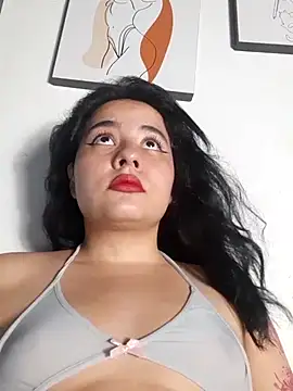 Yuli-27 online show from November 3, 2025, 2:13 am