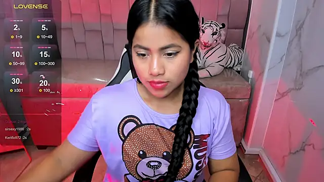 Snapshot of Victoria_b_ chatting on October 10, 2025, 12:42 am Victoria b online show from October 10, 2025, 12:42 am