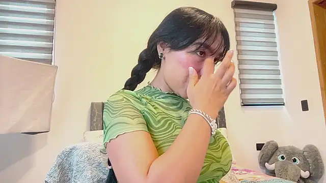 Snapshot of greciadom555 chatting on September 30, 2025, 2:22 pm greciadom555 online show from September 30, 2025, 2:22 pm