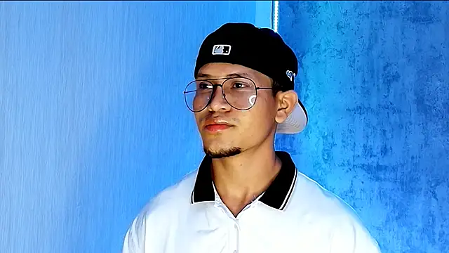 Snapshot of Manuel_FPG chatting on February 1, 2026, 1:04 am Manuel FPG online show from February 1, 2026, 1:04 am