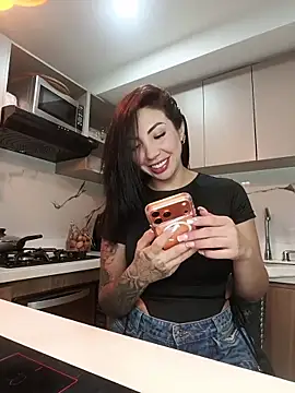 Sarahlove 90 online show from February 15, 2026, 2:30 am