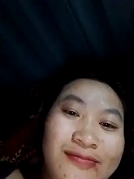 lusy-bae online show from October 23, 2025, 2:16 pm