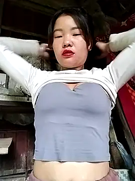 lylylove online show from September 27, 2025, 1:21 am