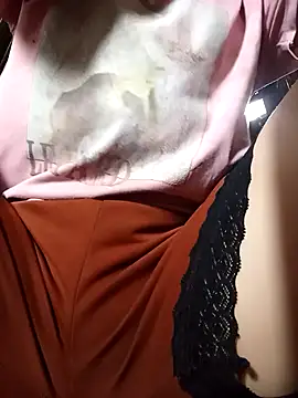 Snapshot of Ngocmi909 chatting on October 3, 2025, 1:35 am Ngocmi909 online show from October 3, 2025, 1:35 am