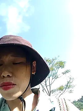 Snapshot of Ngocmi909 chatting on October 9, 2025, 1:14 am Ngocmi909 online show from October 9, 2025, 1:14 am