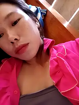 Snapshot of Ngocmi909 chatting on October 16, 2025, 12:22 am Ngocmi909 online show from October 16, 2025, 12:22 am