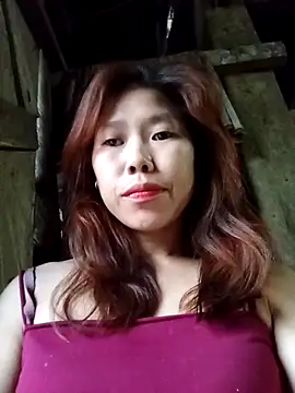 Ngocmi909 online show from April 12, 2026, 10:48 pm