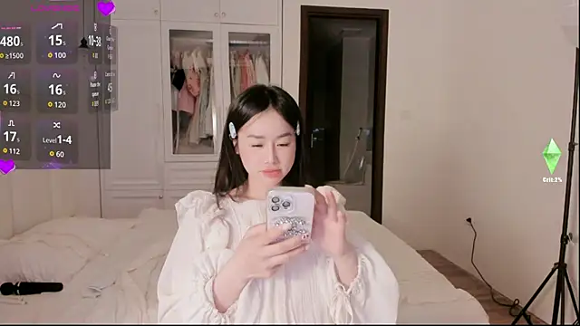 Snapshot of strawberry-ni chatting on October 30, 2025, 4:52 pm strawberry-ni online show from October 30, 2025, 4:52 pm