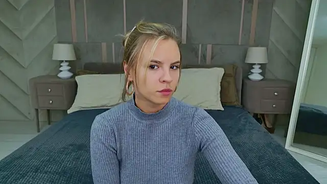 KiaraRolls online show from October 11, 2025, 8:51 pm