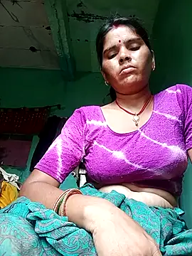 Snapshot of Sexy_queeny chatting on September 19, 2025, 11:22 am Sexy queeny online show from September 19, 2025, 11:22 am