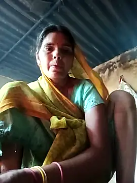 Snapshot of Sexy_queeny chatting on September 24, 2025, 1:09 am Sexy queeny online show from September 24, 2025, 1:09 am