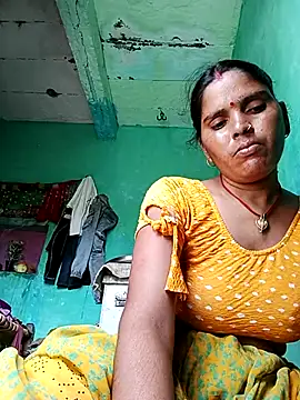 Snapshot of Sexy_queeny chatting on September 27, 2025, 8:41 am Sexy queeny online show from September 27, 2025, 8:41 am